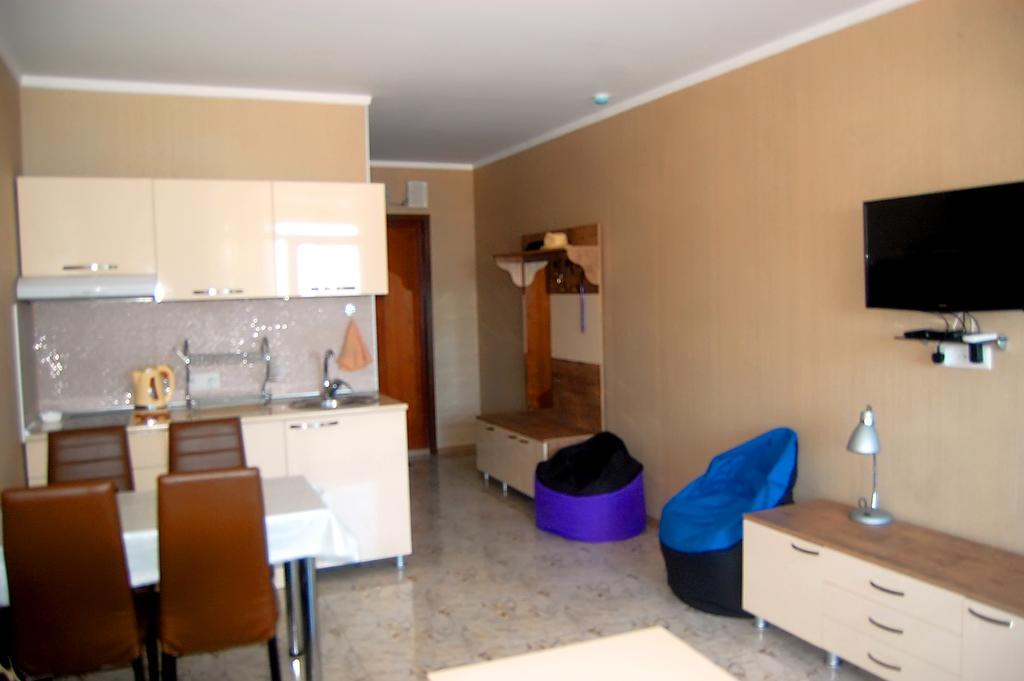 Irina Apartment 1 Batumi Exteriör bild
